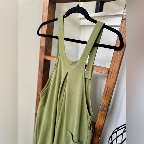 Women’s Viral Halara waffle knit jumpsuit - Picture 4 of 4